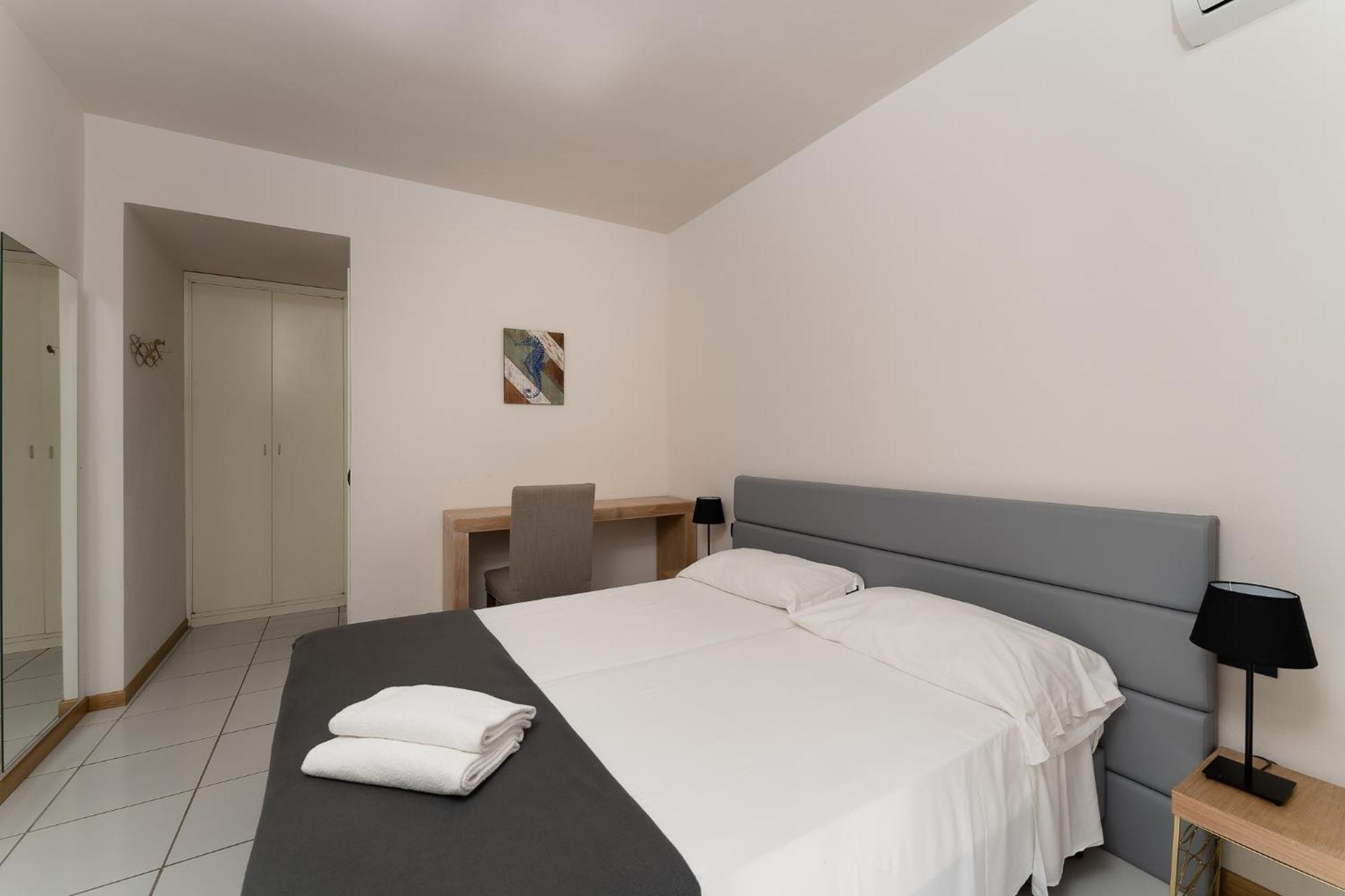 Hotel Delfino Прокио Екстериор снимка