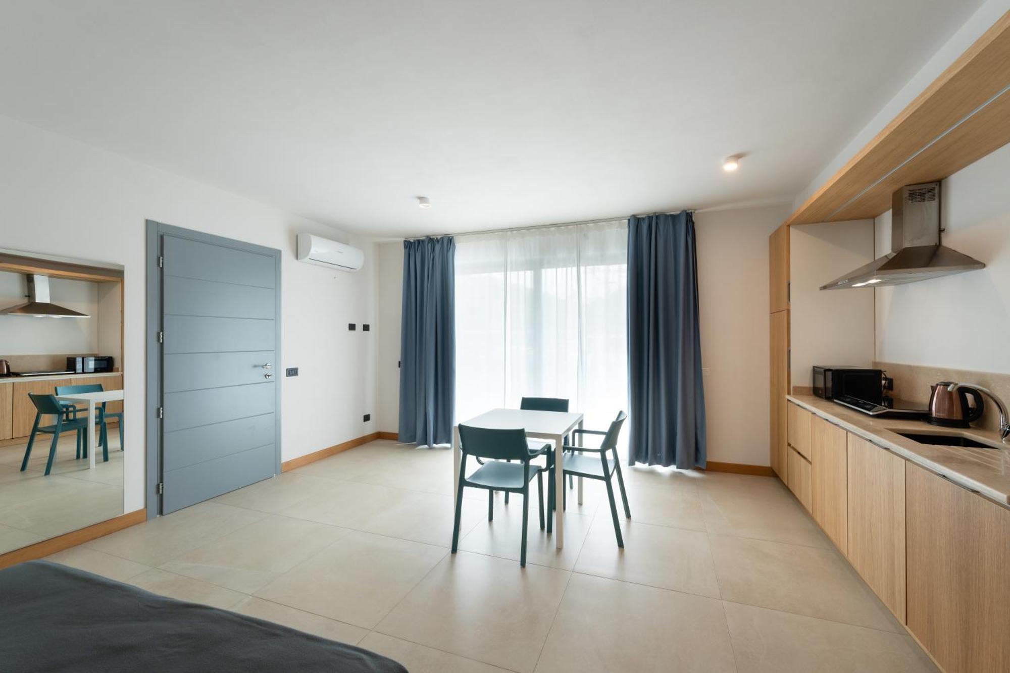 Hotel Delfino Прокио Екстериор снимка